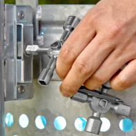 Clé en croix double KNIPEX pour armoires et fermetures